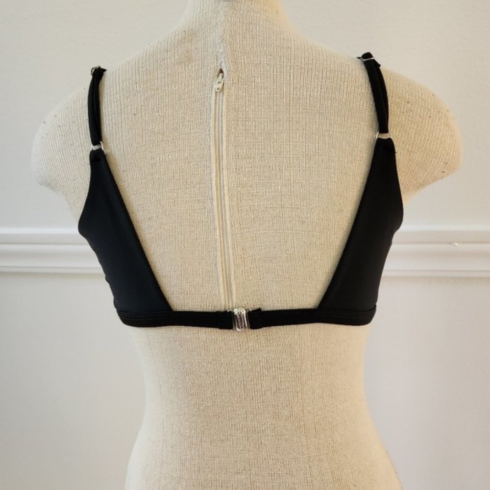 Shein cut out crop bikini top in black🎈 - Picture 6 of 7